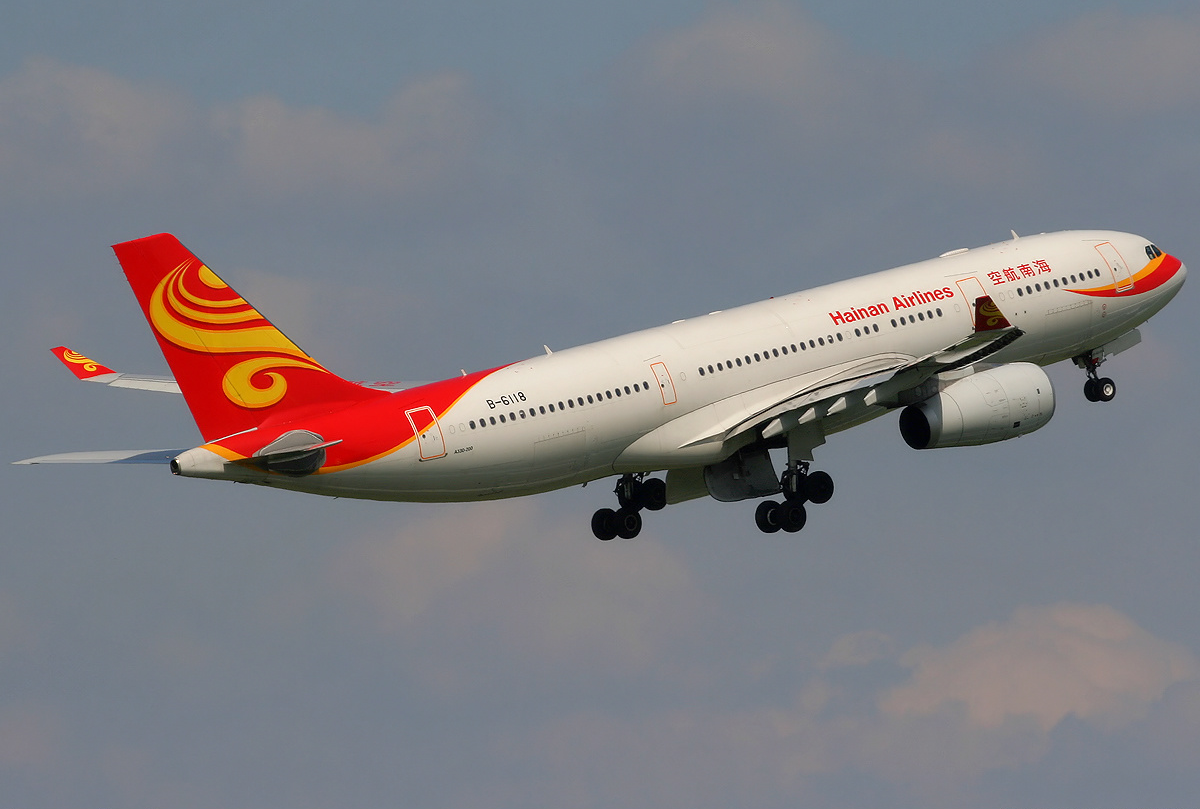 Hainan Airlines starts Beijing-Prague route