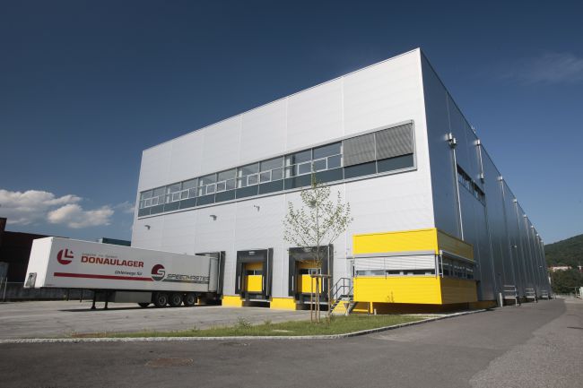 Donaulager Logistics improves its customer service on the Internet