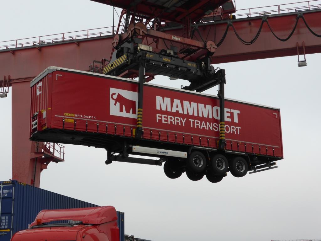 Mammoet Ferry Transport BV investiert in Schottland