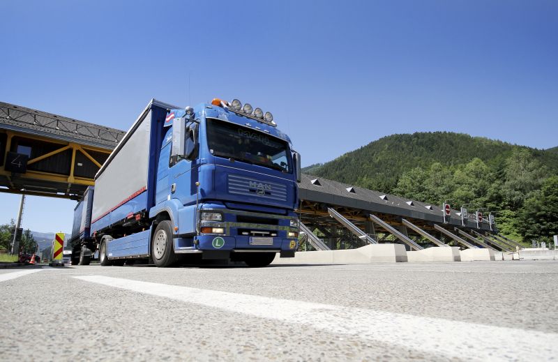 Austria: Asfinag announces new toll for trucks and buses