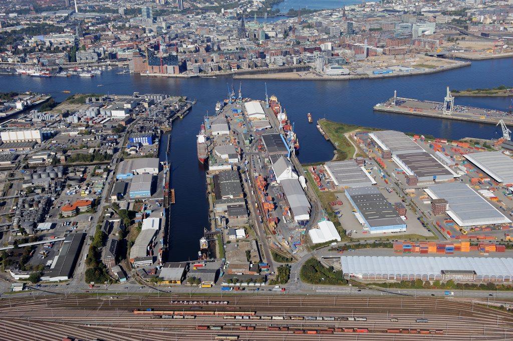 Erstes digitales Reefer Container Monitoring im Hafen Hamburg