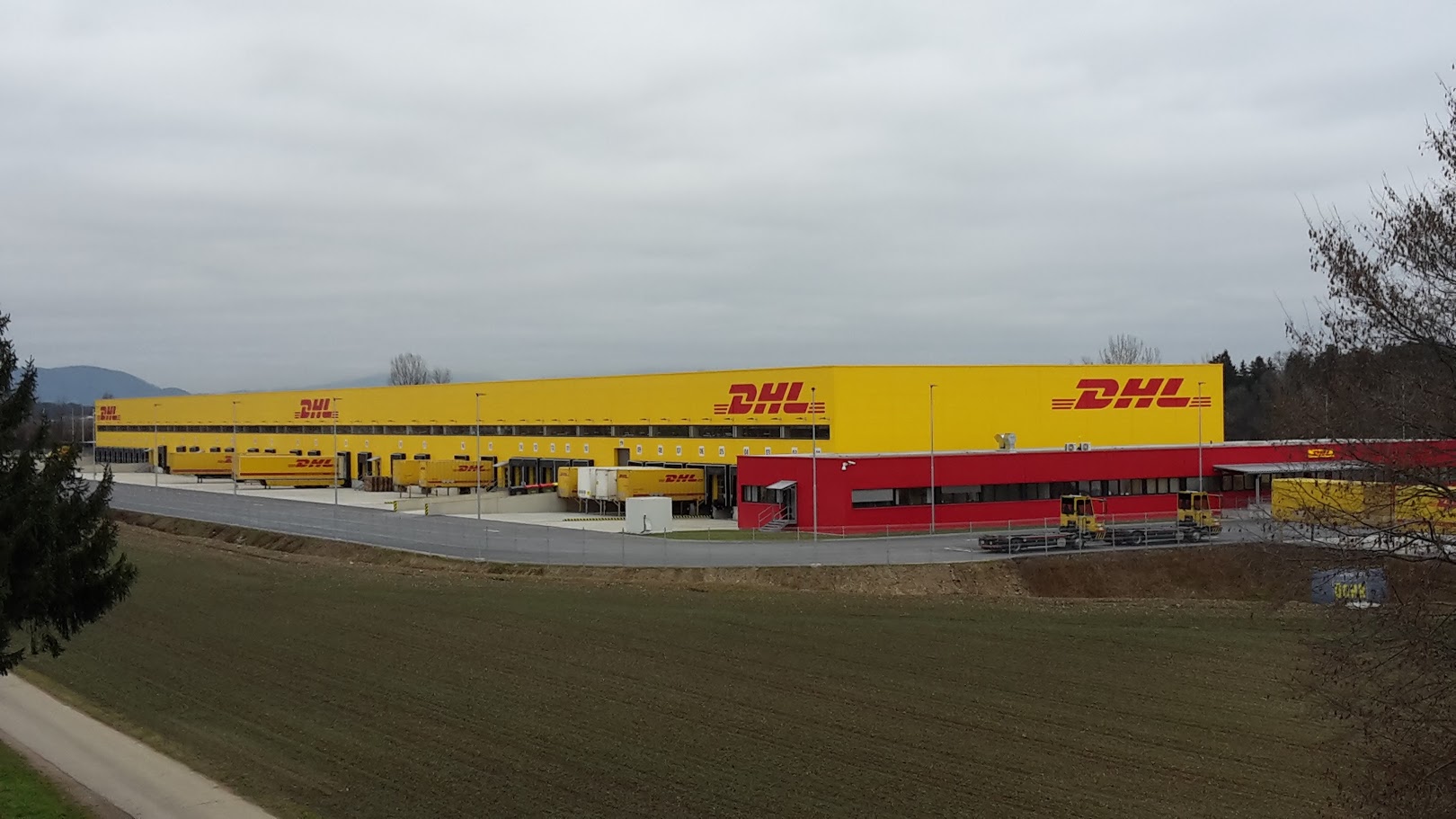 DHL opens fully automated parcel distribution centre in Graz