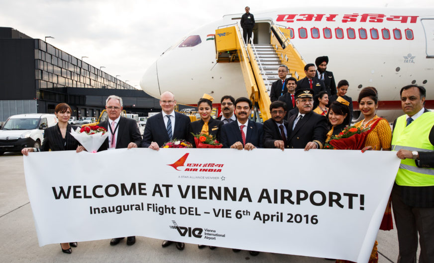 Premiere der Air India am Vienna International Airport