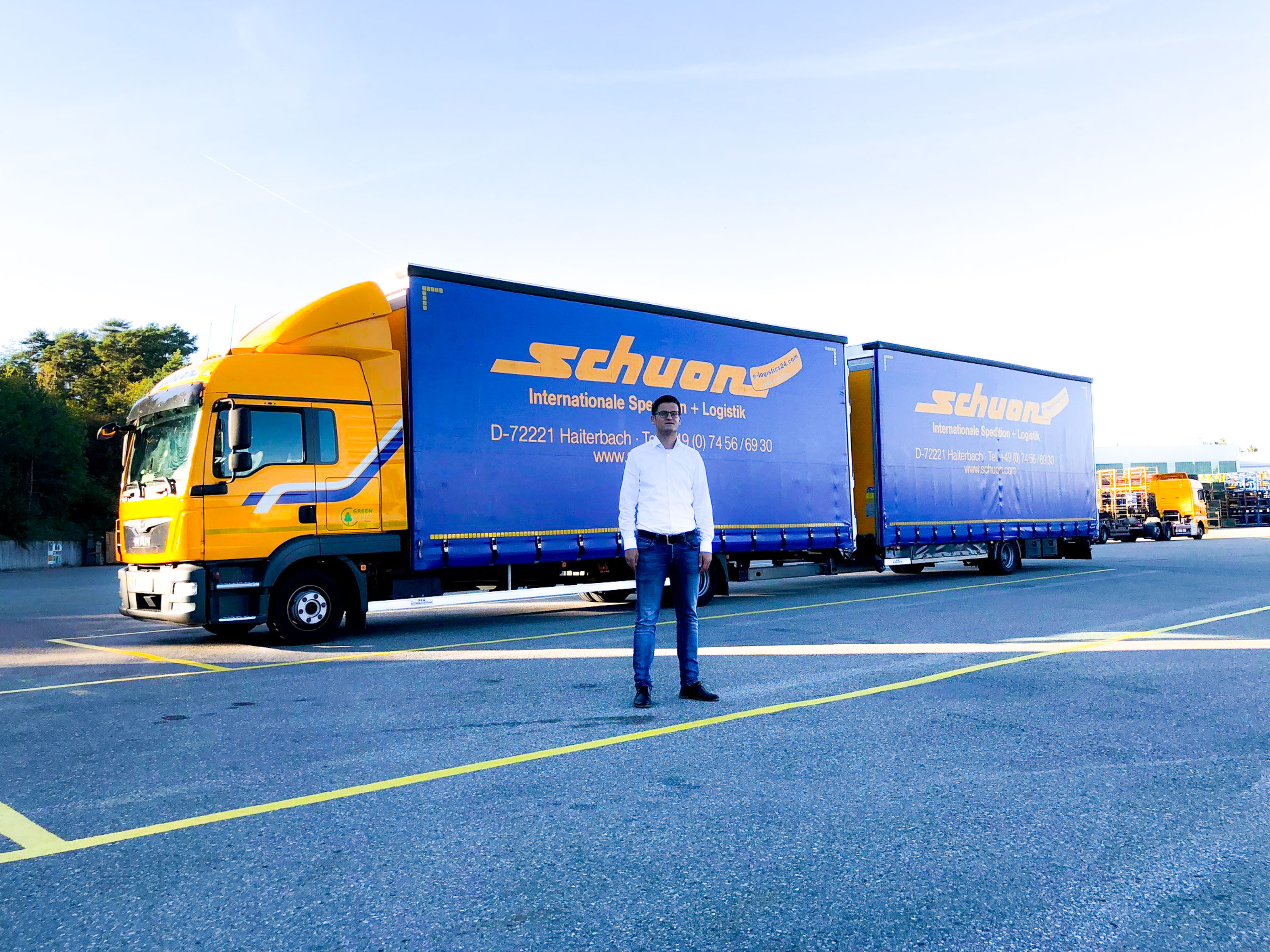 Ultraleichter Jumbo-Lkw bringt Schuon GmbH einen Mautvorteil