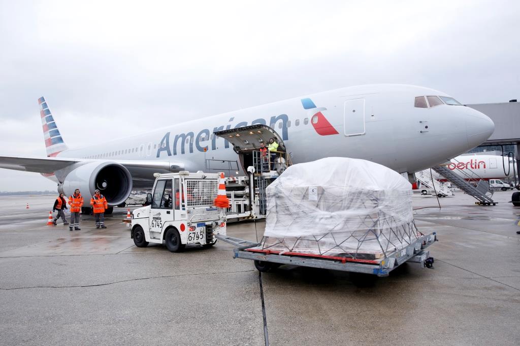 Amercian Airlines Cargo expands European trucking services