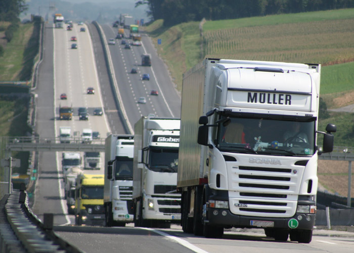 Mehr Lkw-Schwerverkehr in Österreich im Jahr 2016