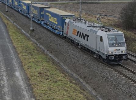 New block train from Herne to Paskov for Lkw Walter