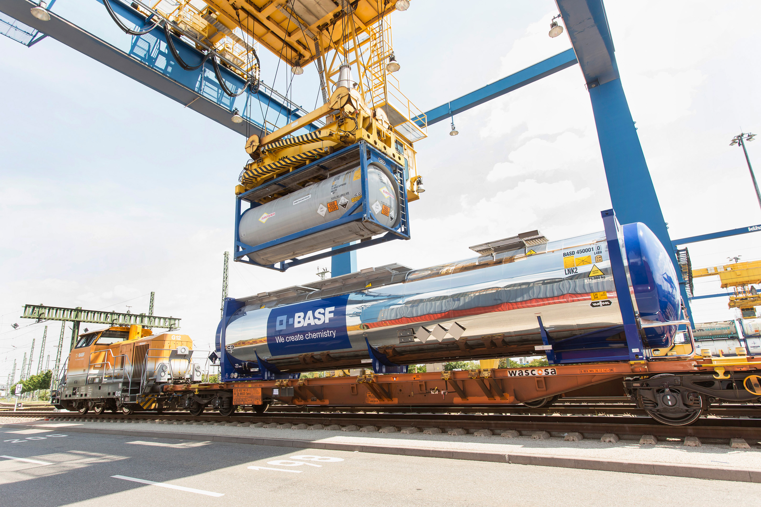 New BASF innovations for reducing logistics costs