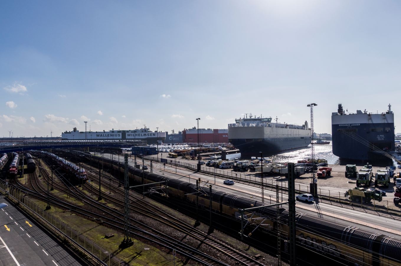 Leicht rückläufiger Containerumschlag in den bremischen Häfen