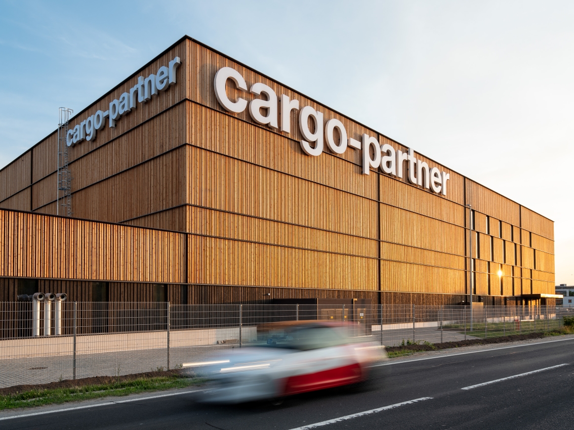Engel centralising its spare parts logistics with cargo-partner