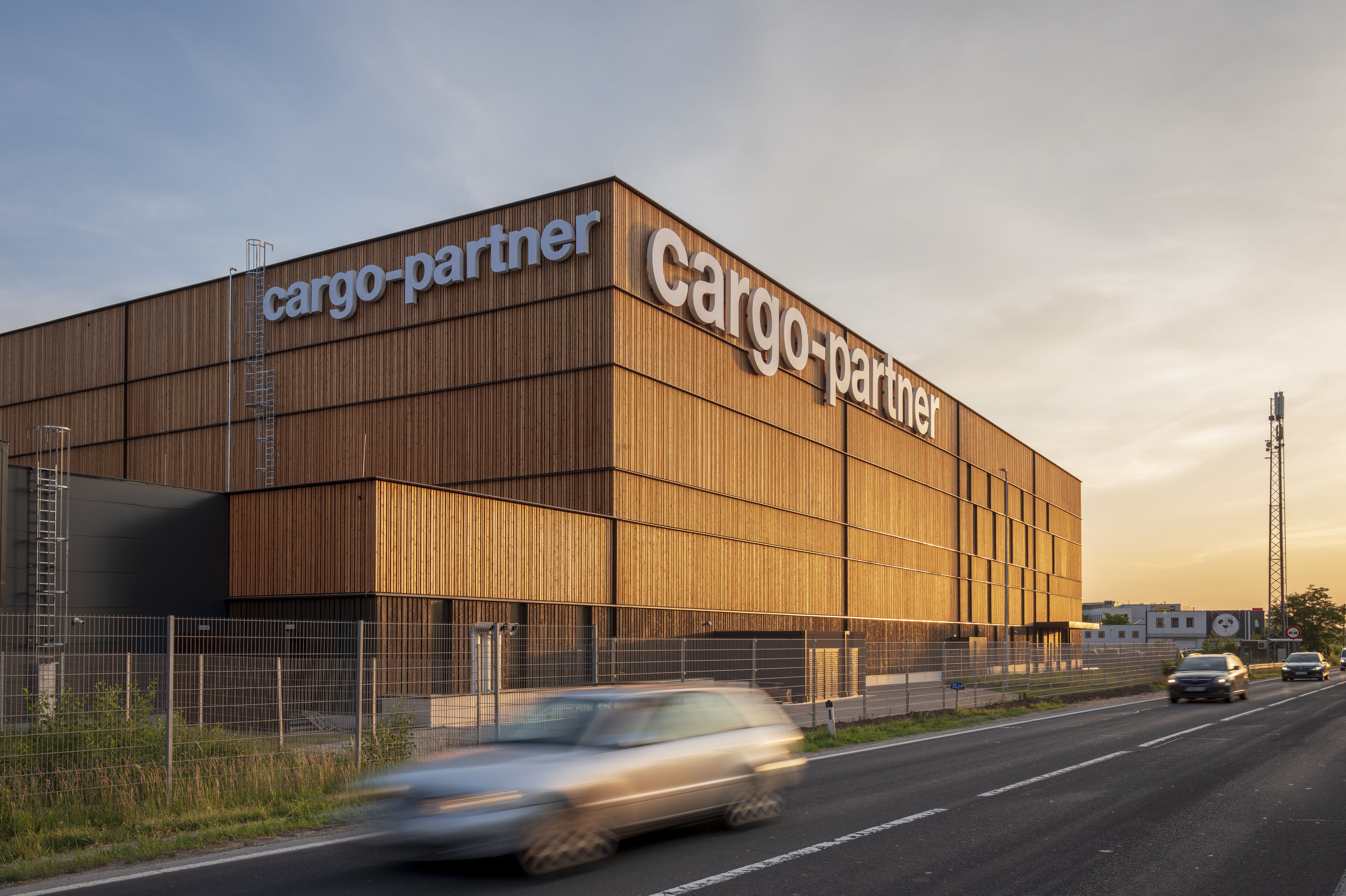 Big wooden construction for contract logistics at cargo-partner
