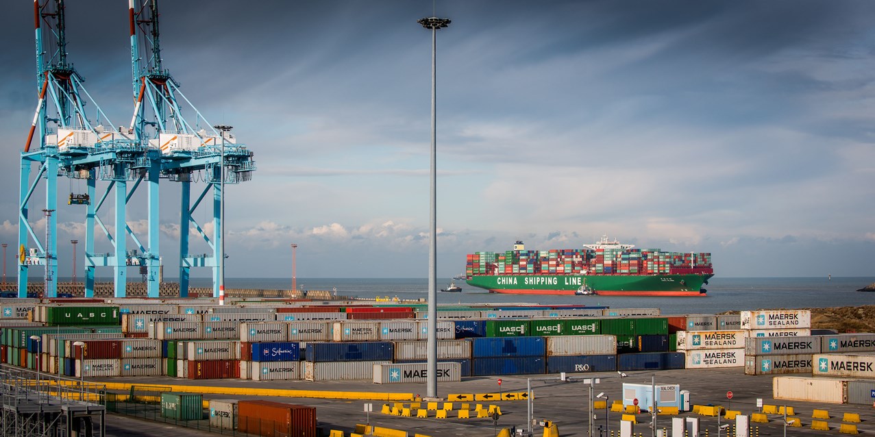 Cosco erwirbt alle Anteile der APM Terminals Zeebrugge