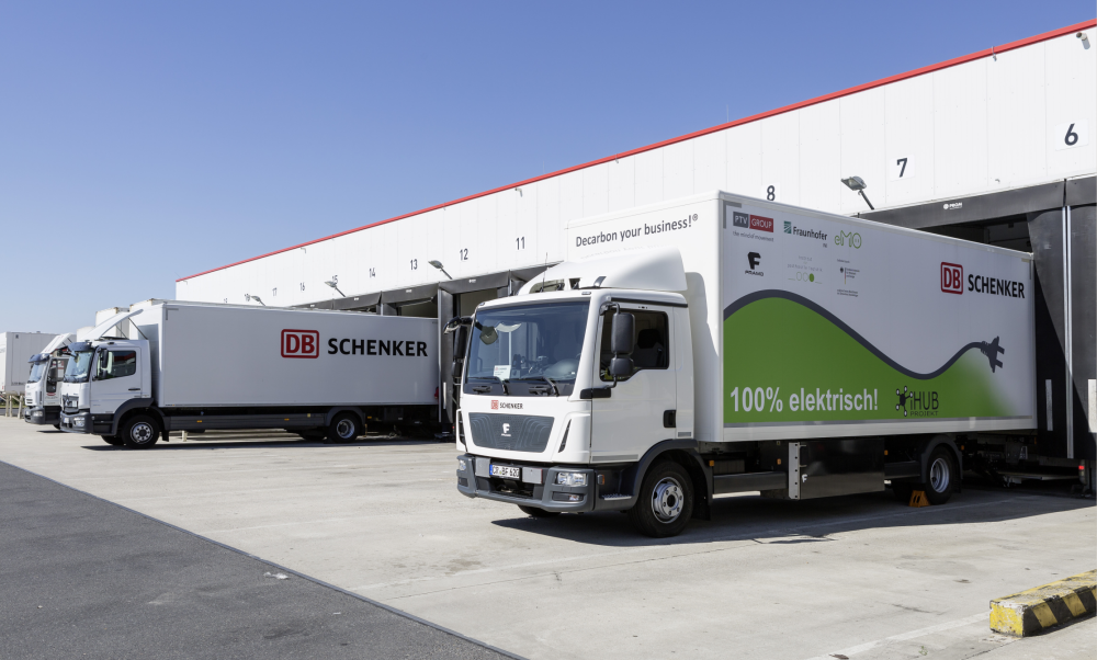 DB Schenker testing iHub for general cargo logistics in Berlin