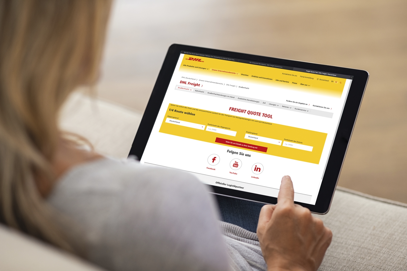 Online tool increases transparency of DHL’s shipping costs