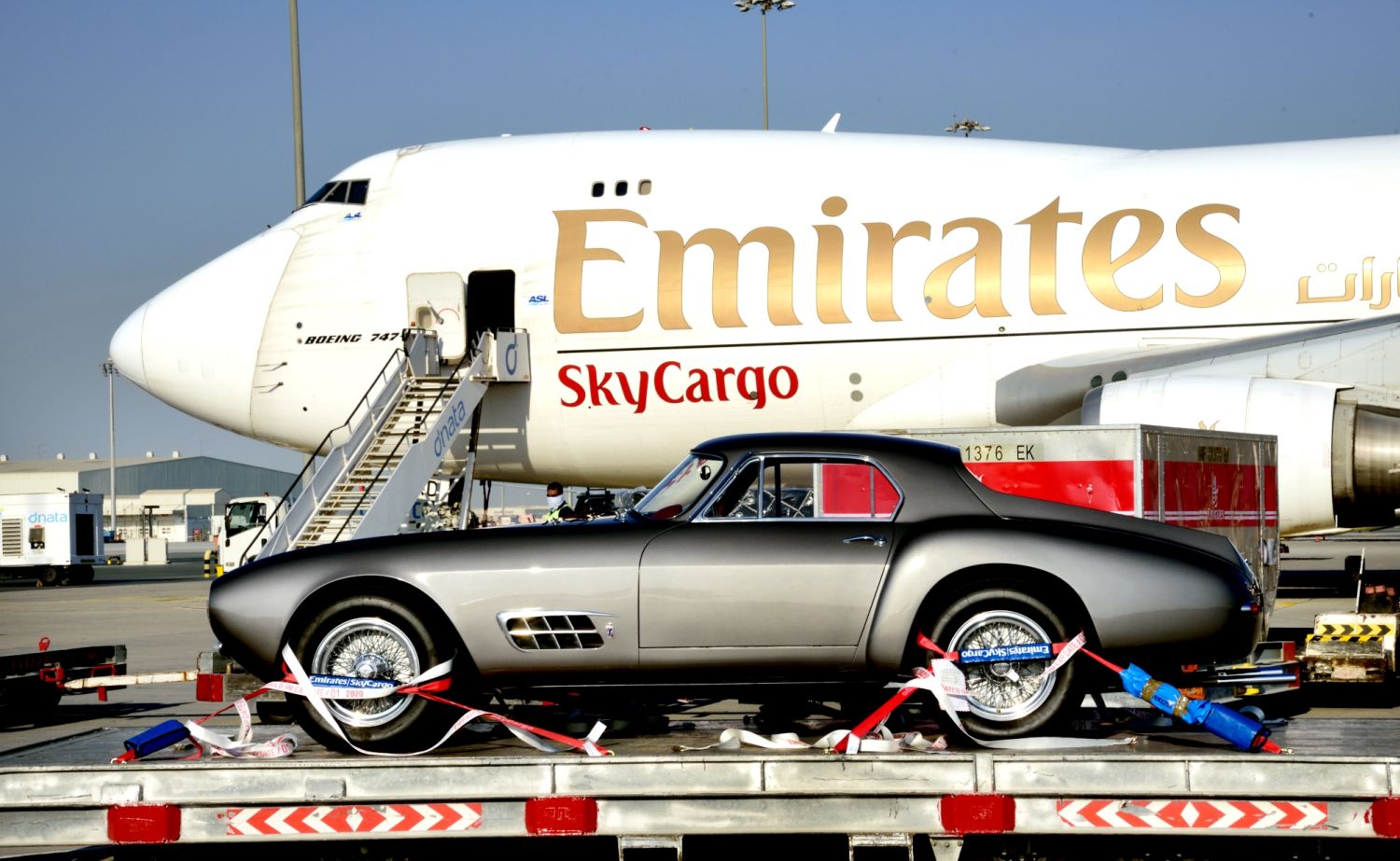Emirates SkyCargo nimmt mit Emirates SkyWheels Fahrt auf