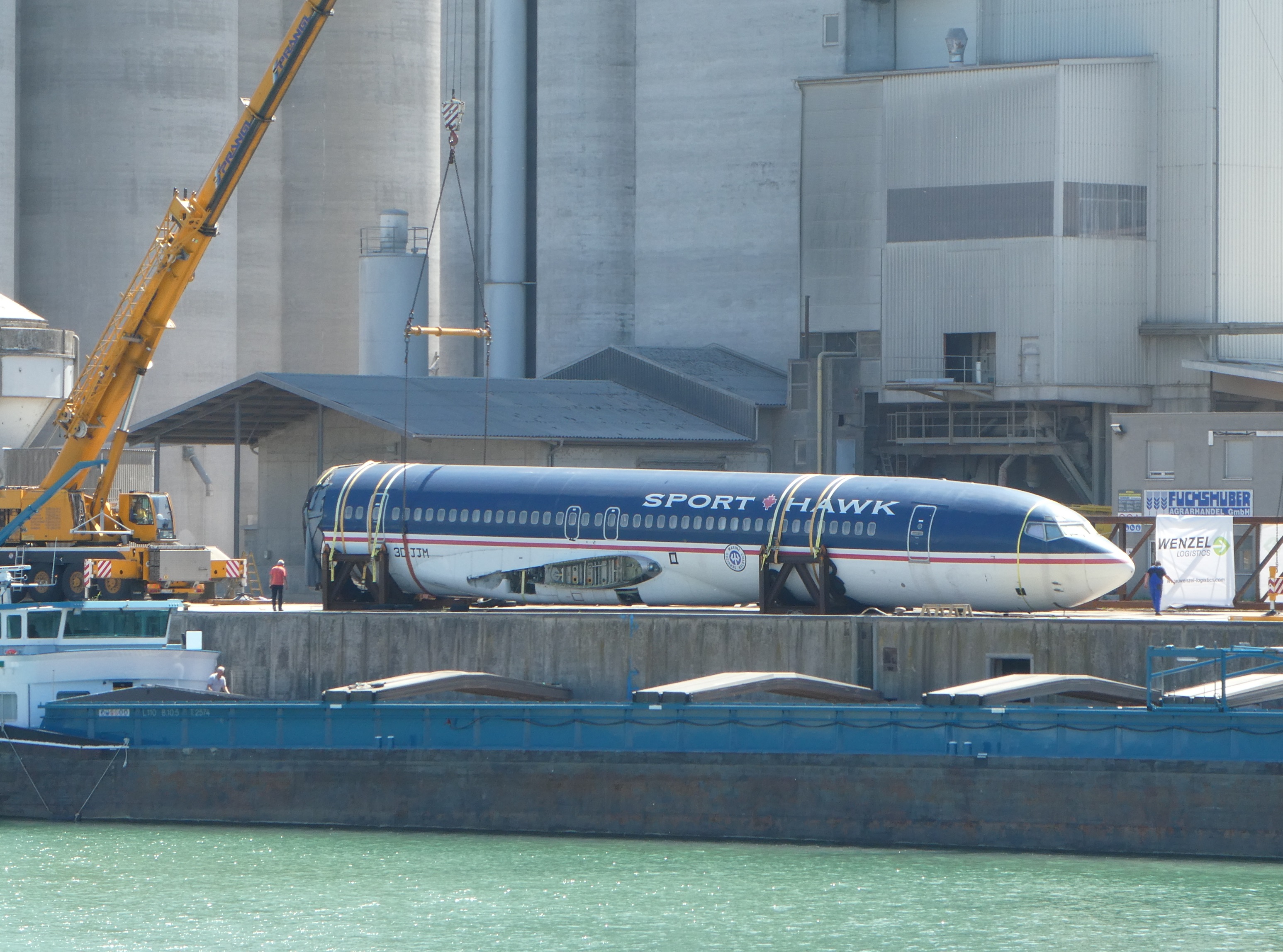 Donaulogistik: „Zwischenlandung“ einer Boeing 727 im Ennshafen