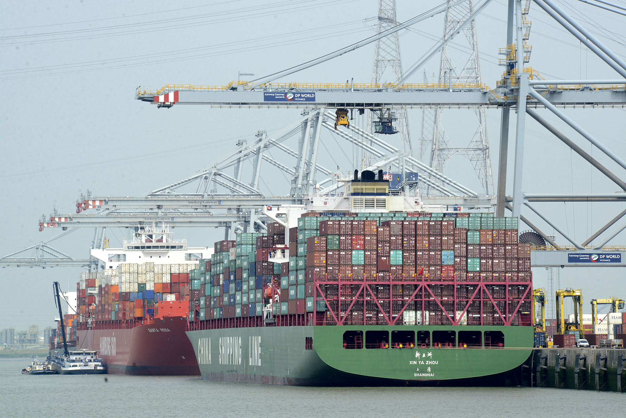 Port of Antwerp handles more than 10 million TEU for the first time