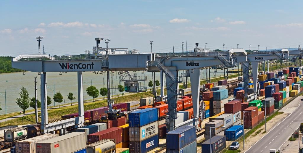 Port of Hamburg expecting a successful year 2017 in Austria