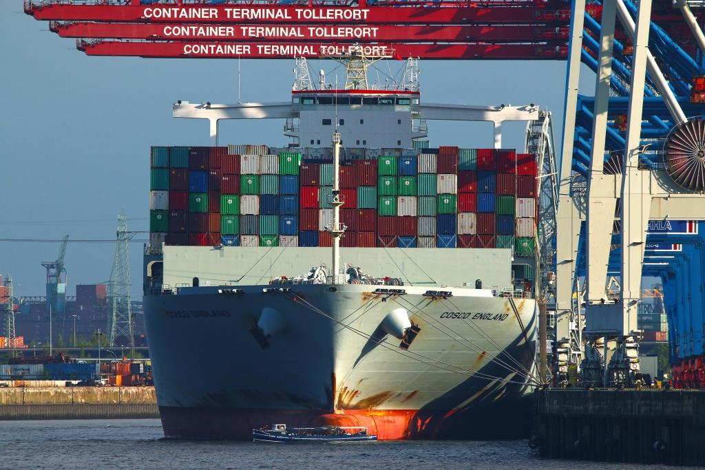 Container volume remained stable in Hamburg port