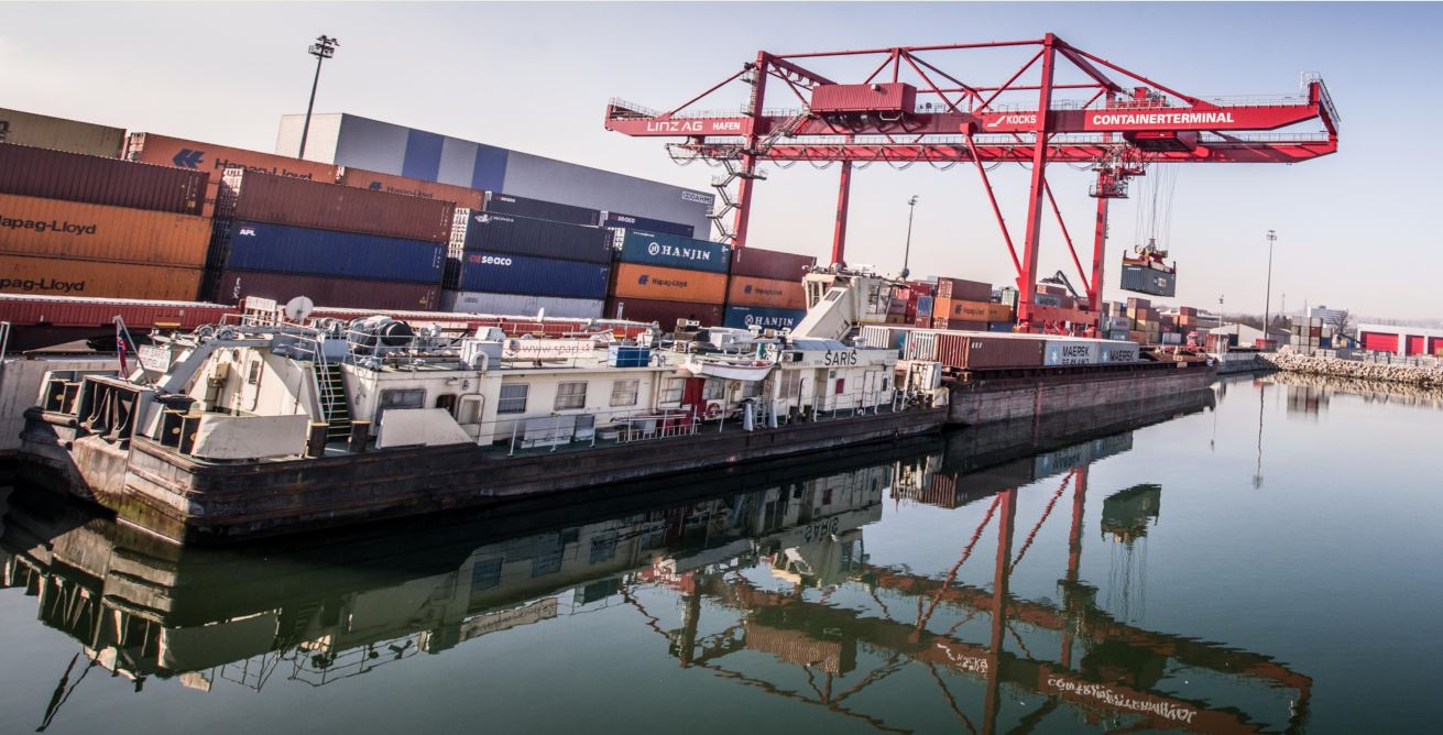 Rise in total volume of water-borne transport in the port of Linz