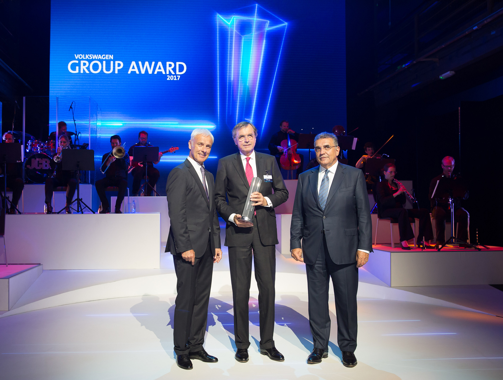 Hamburg Süd receives Volkswagen Global Champion Award