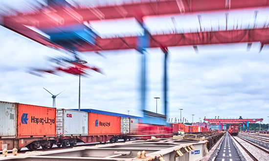 Expanded rail capacity at Container Terminal Altenwerder