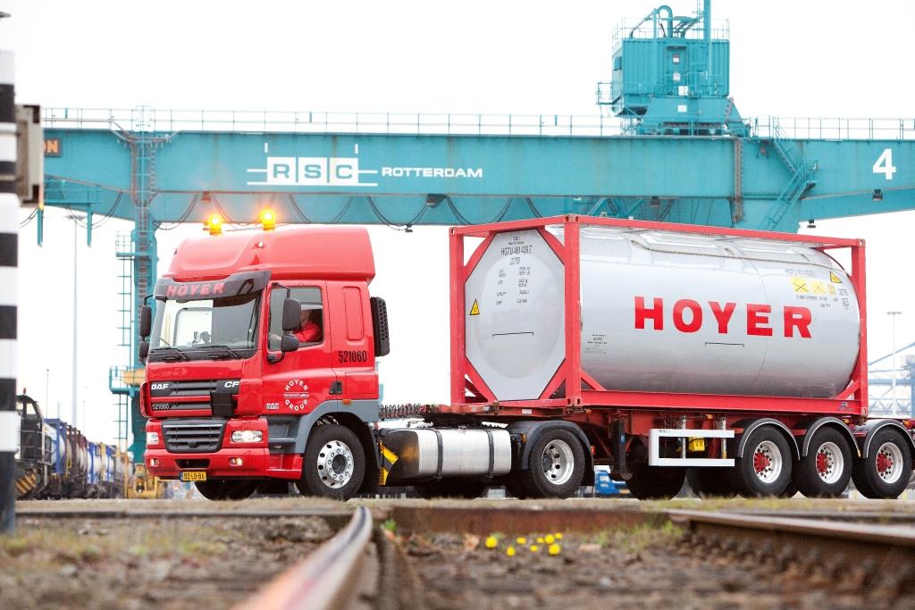 Hoyer shows strong growth in Supply-Chain-Solutions