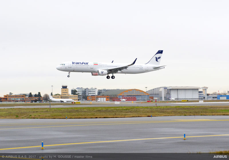 Iran Air takes delivery of its first of 100 Airbus aircraft