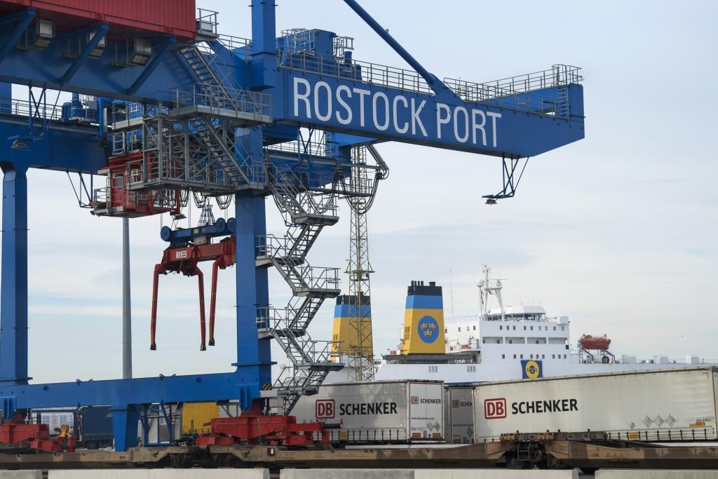 Kombiverkehr launches new service between Rostock and Wels