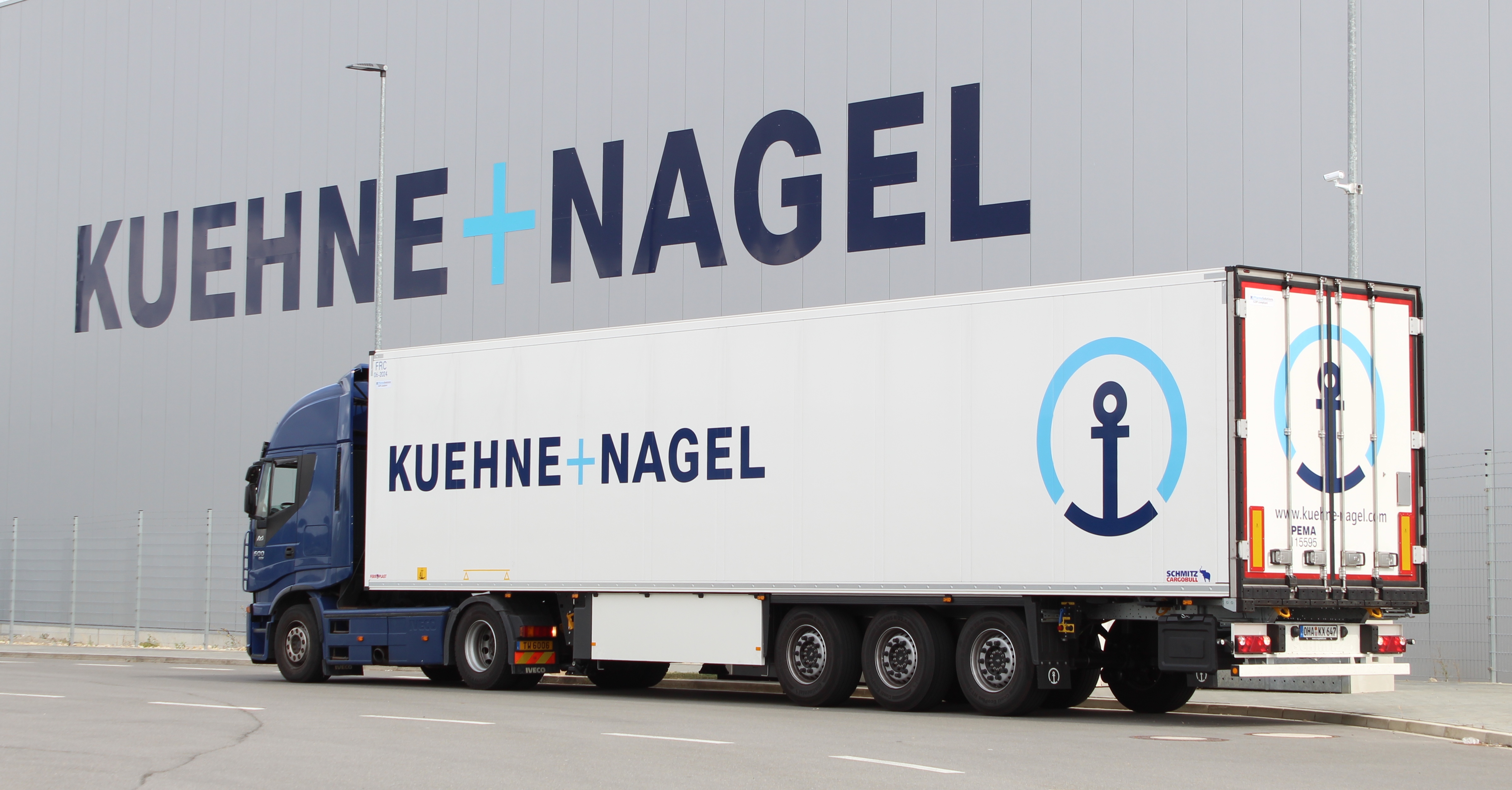 Kühne + Nagel verstärkt die europäische Pharma-Trailerflotte
