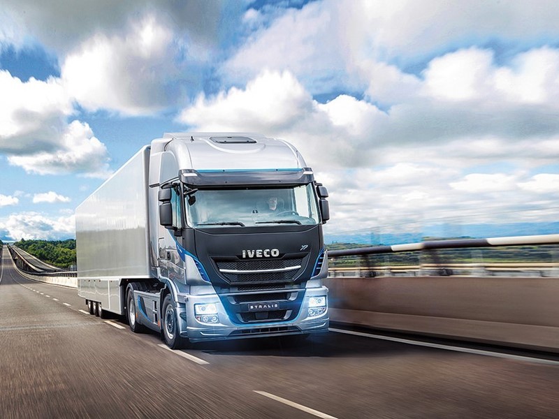 Iveco jubelt über Großauftrag der Lannutti Group für 610 neue Lkw