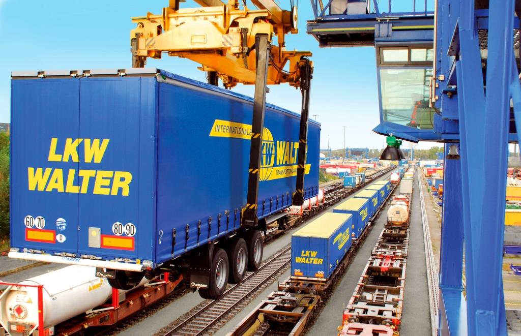 Port of Lübeck wins big package of shipments of Lkw Walter