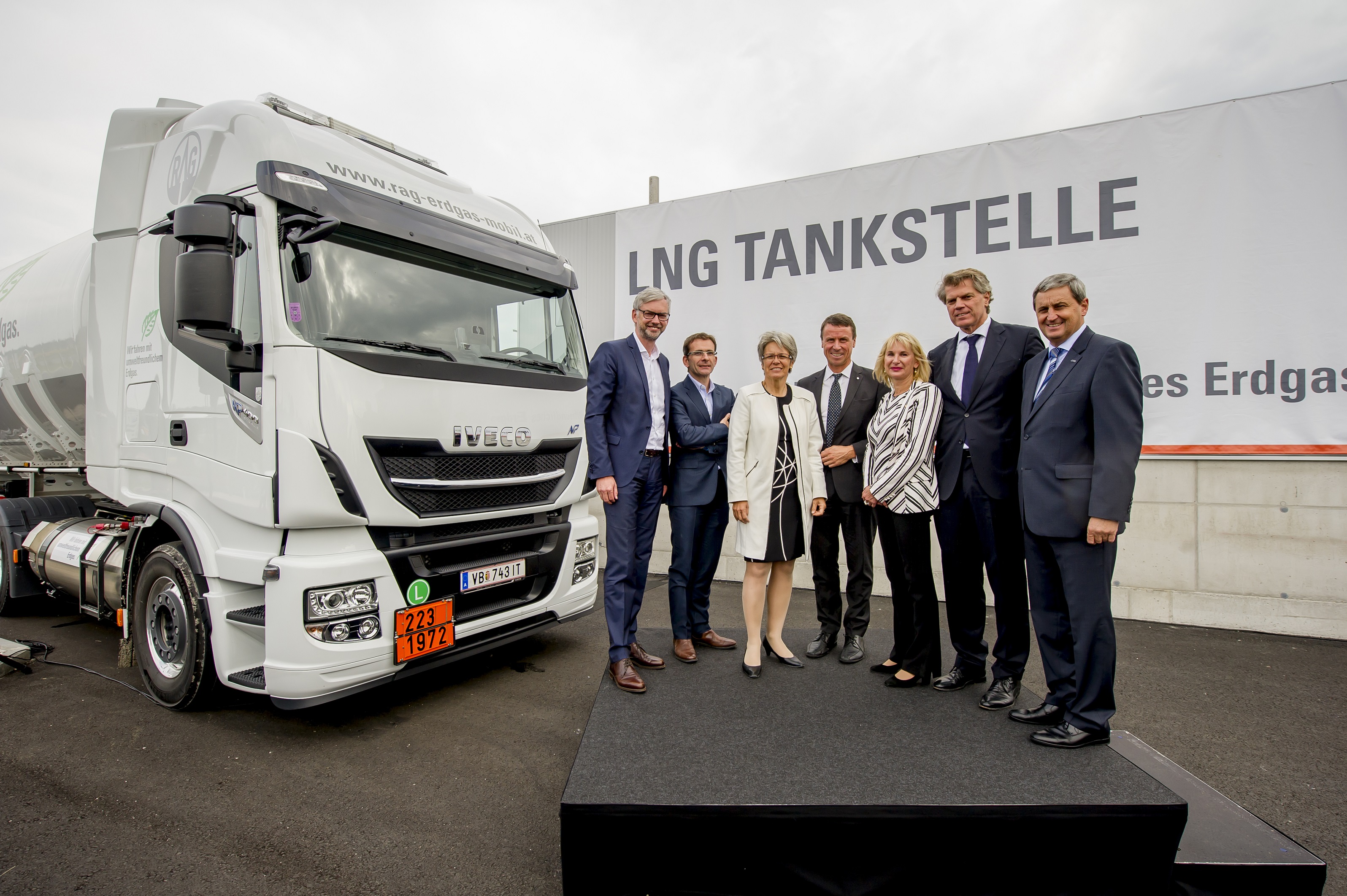 Erste LNG-Tankstelle in Österreich im Ennshafen eröffnet