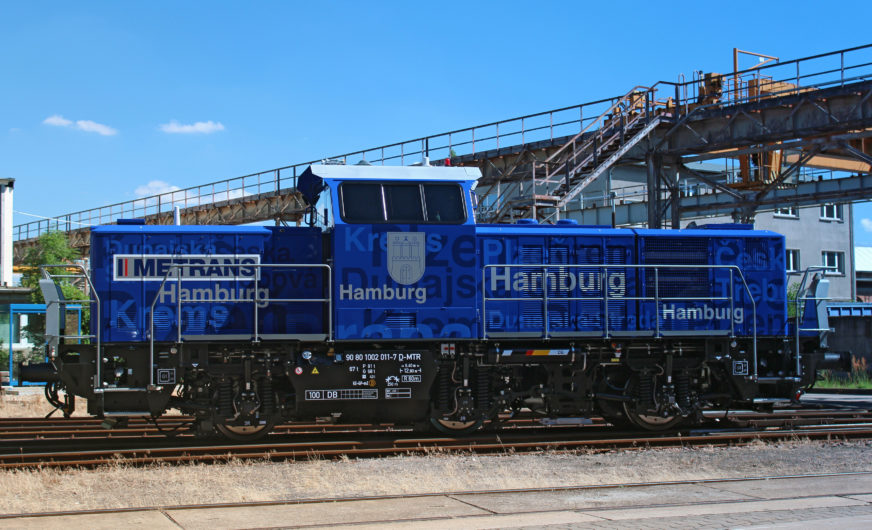First shunting locomotives with hybrid Technology at Metrans
