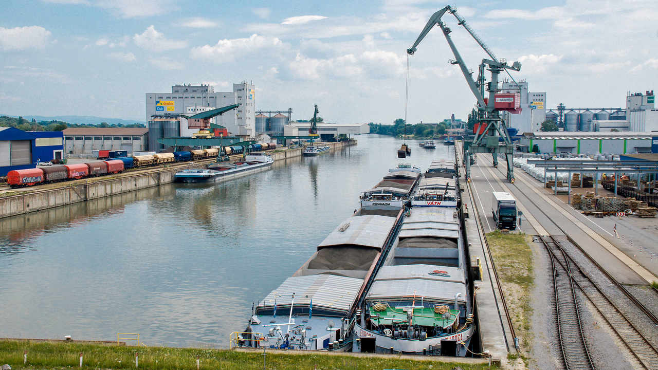 Niedrigwasser verschärft Situation auf der deutschen Donau