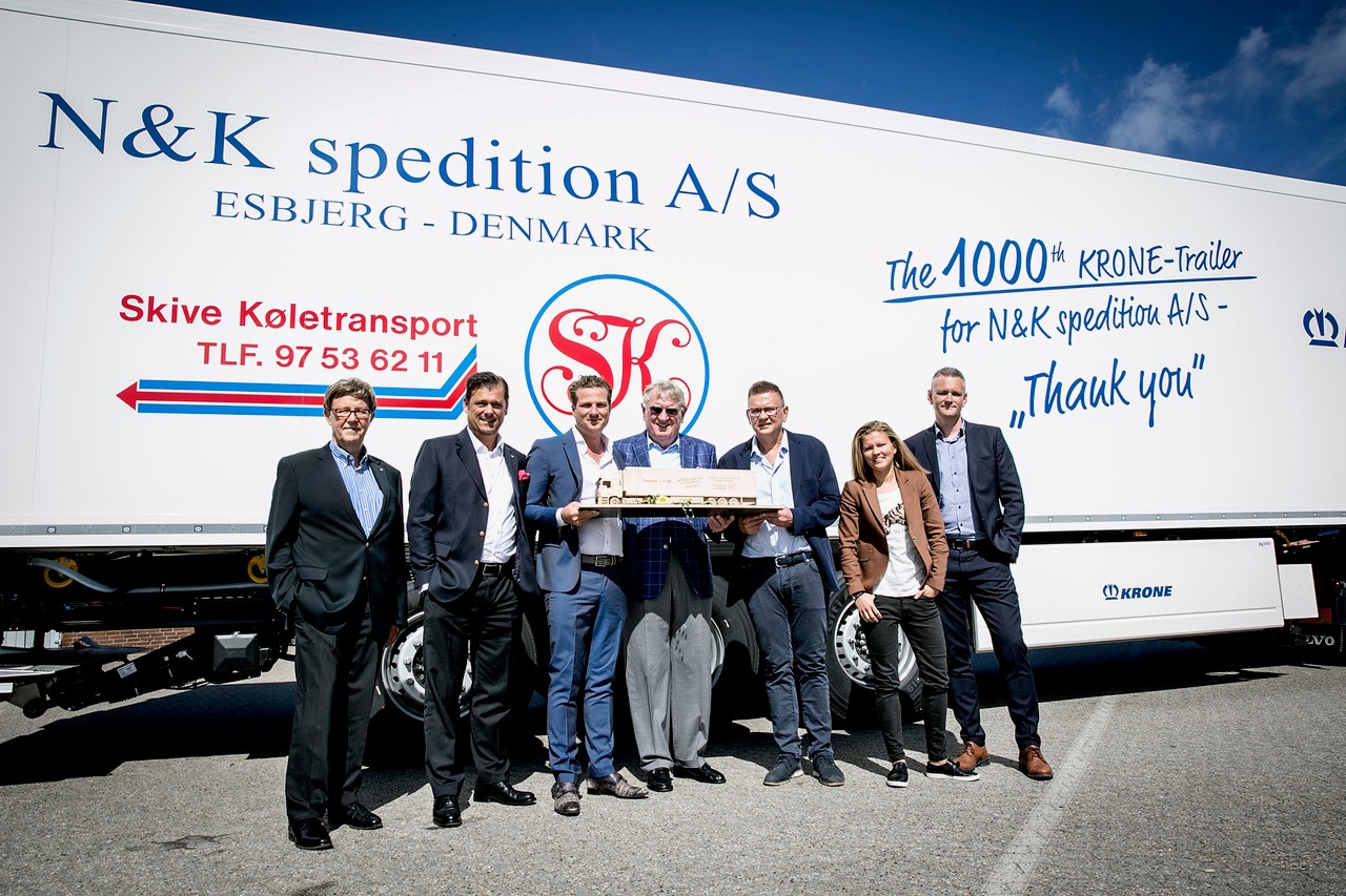N&K Spedition received its 1,000th Cool Liner from Krone