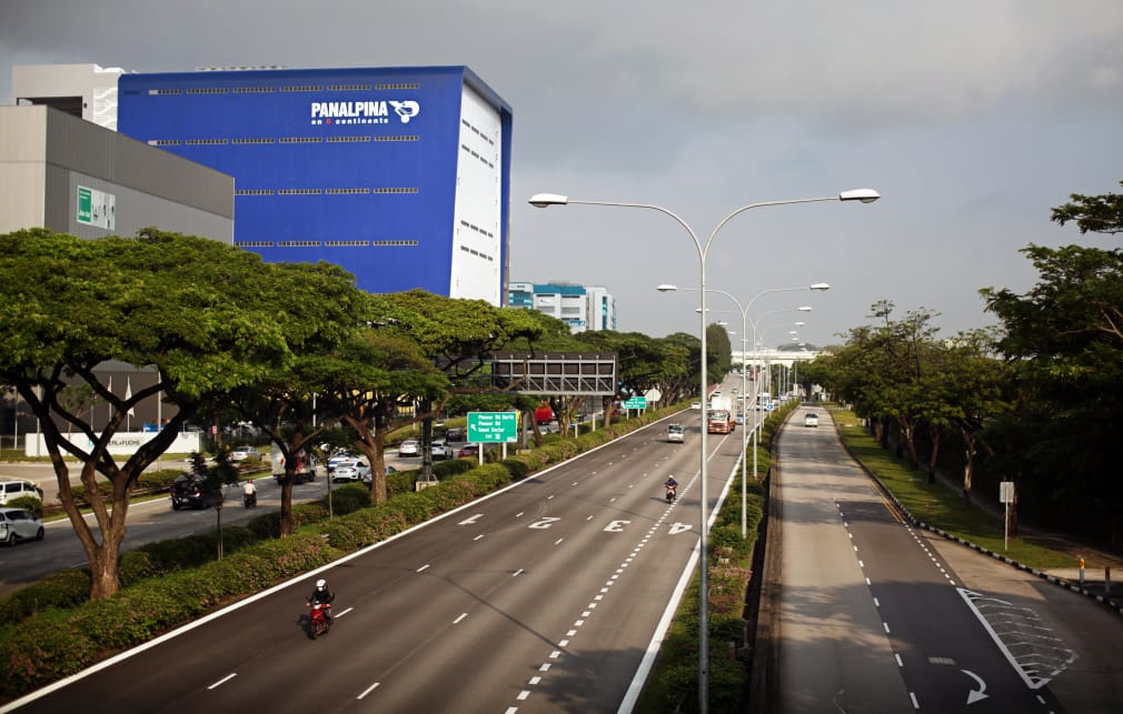 Panalpina opens 25,800 m² logistics center in Singapore