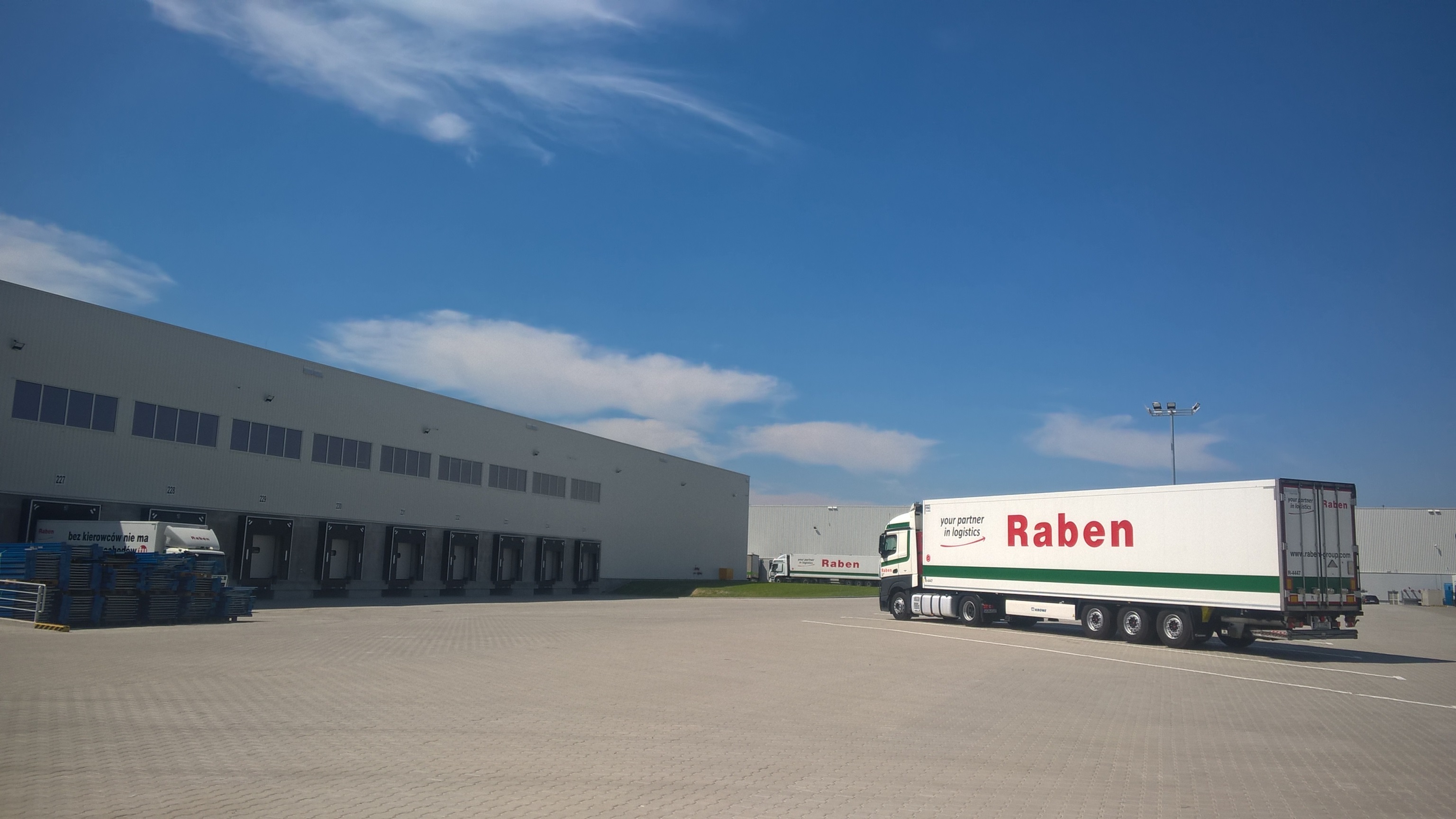 New Raben Group warehouse also supplies Austria