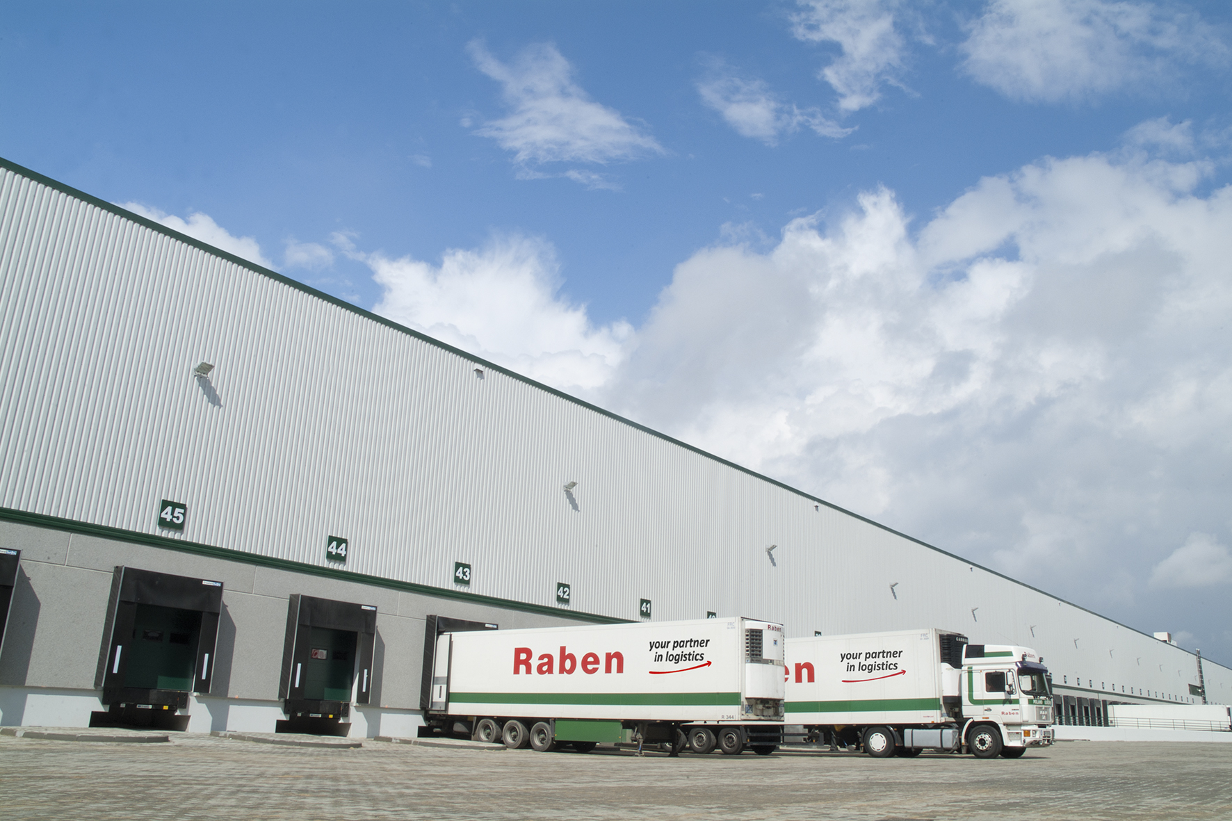 Raben Group integriert zwei süddeutsche Rhenus-Standorte