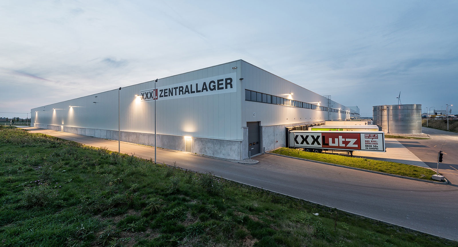 XXXLutz Gruppe baut um 60 Mio. Euro Logistikzentrum in Zurndorf