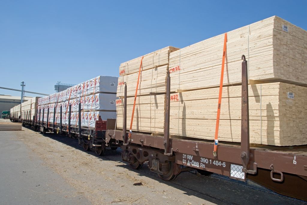 RCG bringt Holzhäuser von Stora Enso auf Schiene