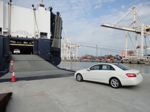 First shipment of Mercedes-Benz cars at Koper port
