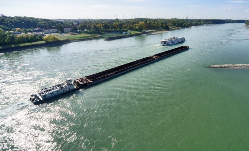 Niederwasser bremst Donauschifffahrt in Österreich enorm