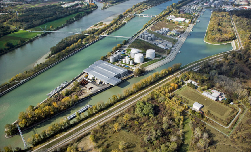 Hafen Wien investiert 500.000 Euro in neue Ölsperre in der Lobau