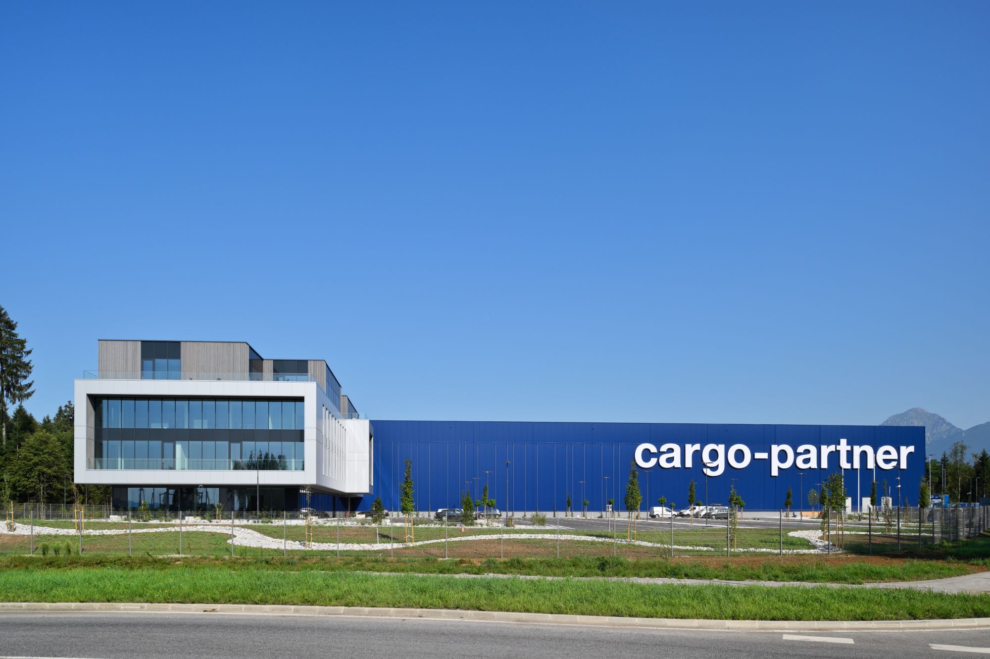 Logistics company cargopartner creates 30 new jobs in Slovenia