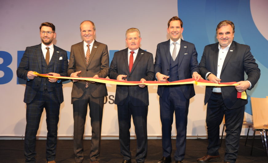 Neues Becom-Logistikzentrum in Hochstraß feierlich eröffnet