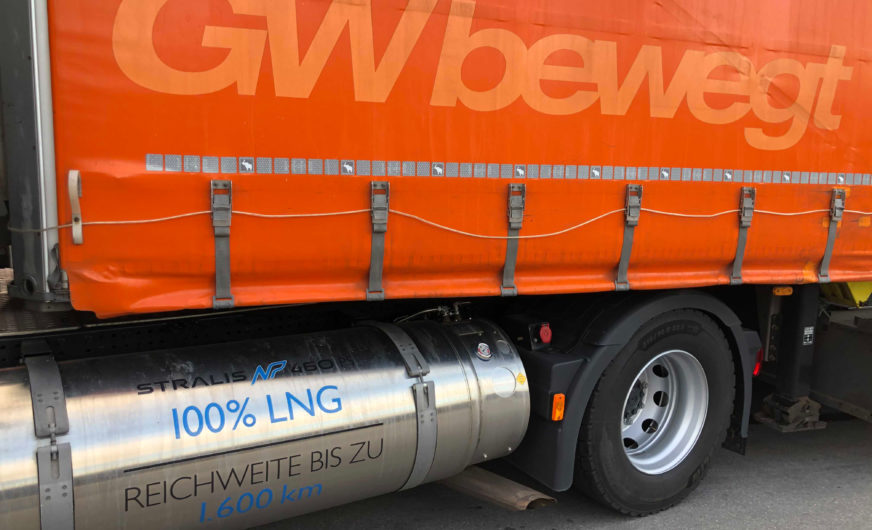Gebrüder Weiss drives five gas-powered trucks already