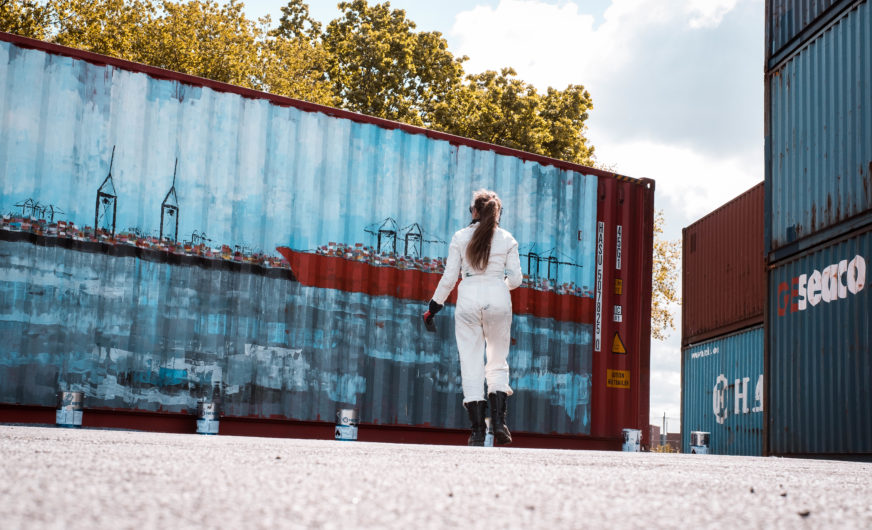 Hamburg Süd schickt bemalten Container rund um die Welt