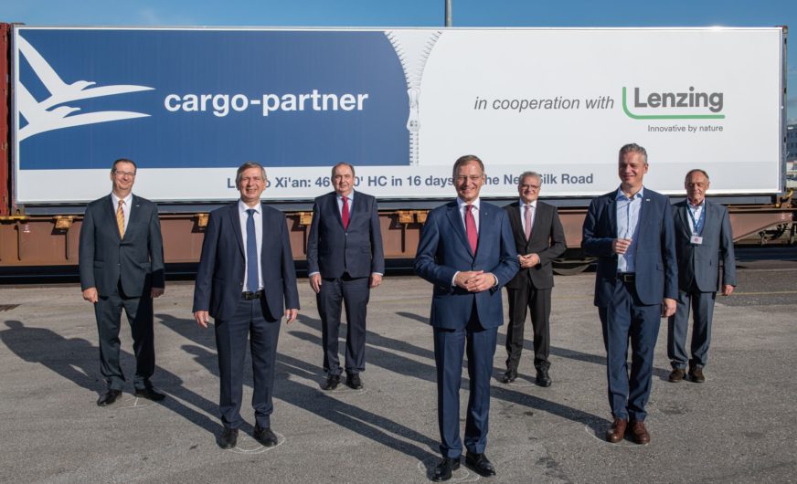 Logistiker cargo-partner begleitet Lenzing AG auf der „Iron Silk Road“