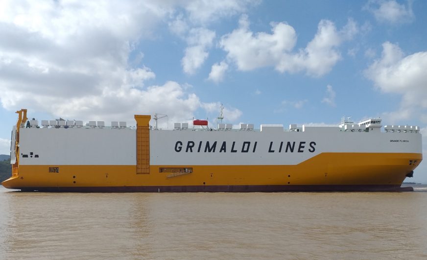 Grimaldi übernimmt größtes Kurzstrecken-Ro-Ro-Schiff der Welt